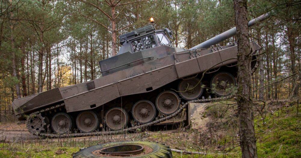 Необычная башня: в Чехии показали как проходит переобучение танкистов на Leopard 2 (фото)