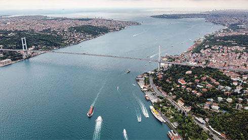 Біля берегів Туреччини утворився затор з танкерів після обмеження цін на нафту з Росії