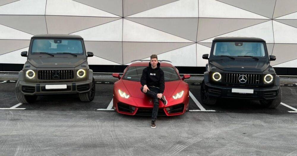 Молодой украинский блогер показал впечатляющую коллекцию авто за $600 000 (фото)