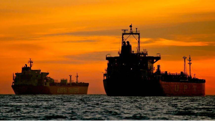 Из-за «потолка цен» на нефть у берегов Турции образовалась пробка из танкеров