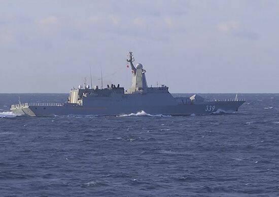На морские маневры в Японское и Охотское море вышли 20 кораблей ВМФ России