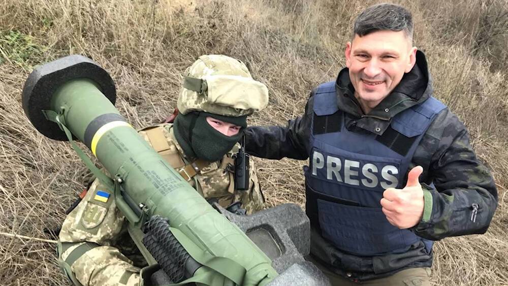 Захарова: США развязывают себе руки эвакуацией журналистов с Украины