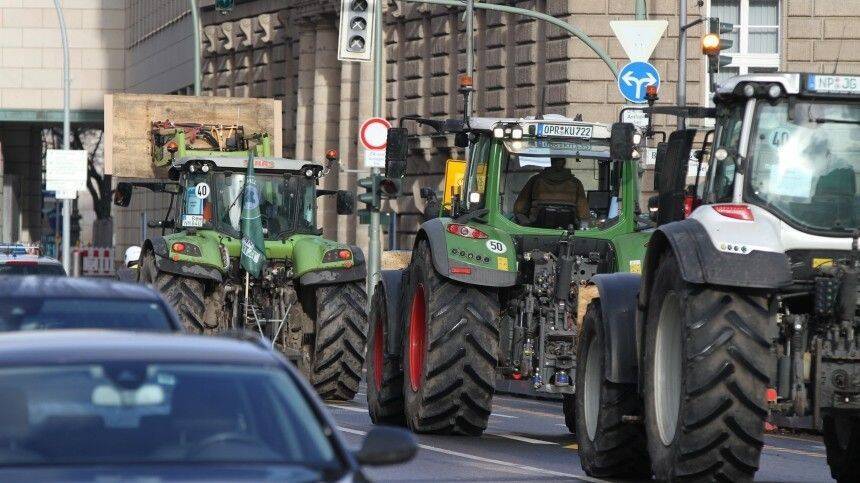 Фермеры Франции и Испании вышли на акции протеста