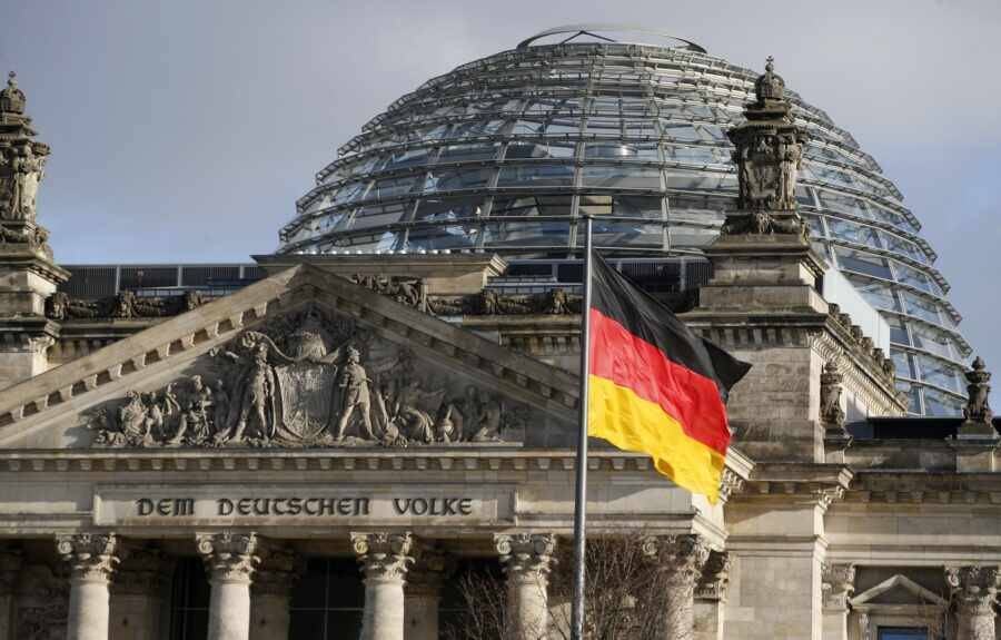 Немецкий эксперт Рар констатировал отказ Берлина от антироссийской риторики