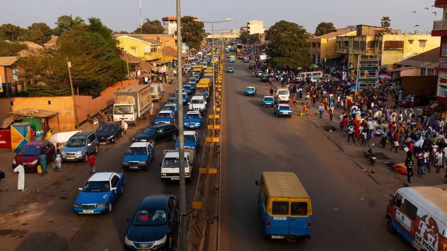 По меньшей мере четыре человека пострадали при попытке госпереворота в Гвинее-Бисау
