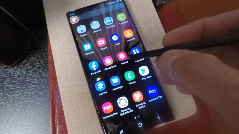 Samsung представила новое поколение смартфонов Galaxy S22