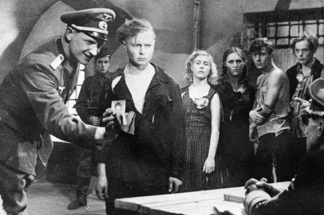 Гибель «Молодой гвардии»: кто на самом деле сдал юных подпольщиков немцам - Русская семерка