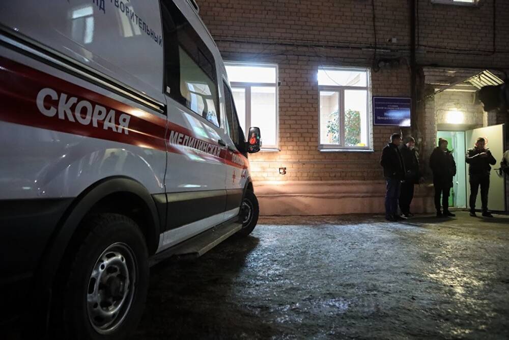 Сотрудник скорой помощи рассказал, как идет борьба с омикроном в Санкт–Петербурге