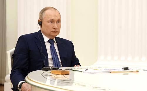 Путин: повышение уровня напряженности в мире требует получения от США и НАТО исчерпывающих гарантий безопасности России