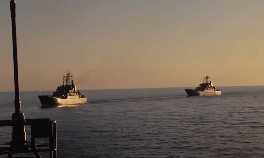 Шесть российских БДК прибыли на главную базу Черноморского флота Севастополь