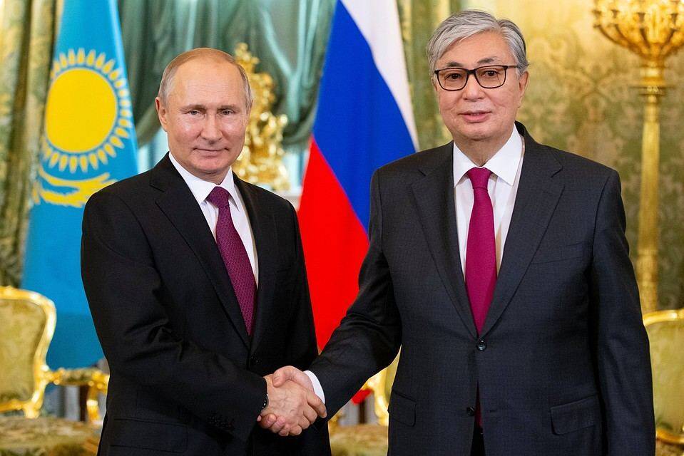 Президенты Казахстана и России проводят переговоры на высшем уровне в Москве