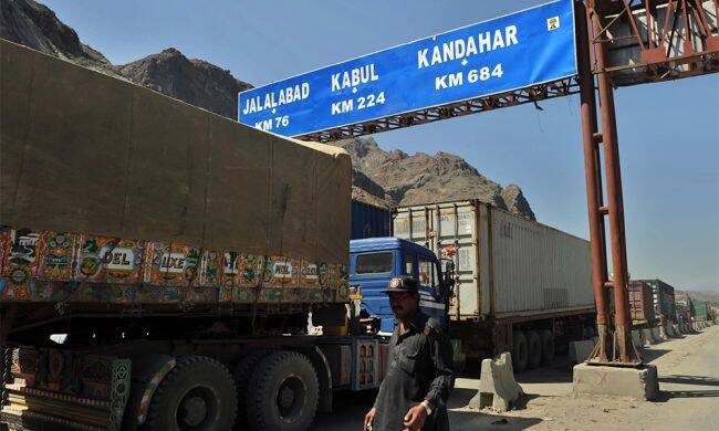 Пакистан облегчил правила импорта товаров для Афганистана