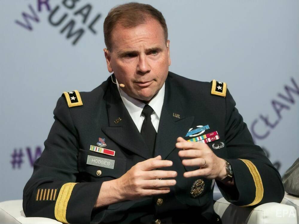 Генерал-лейтенант США ответил, достаточно ли войск РФ у границ Украины для полномасштабного вторжения