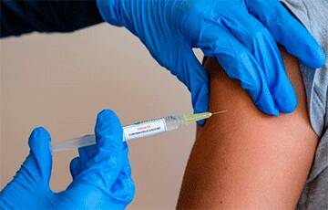 Прививки от коронавируса получили 70% населения ЕС
