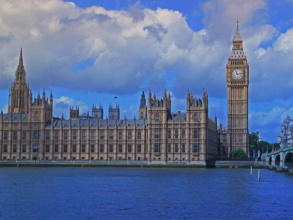 Парламент Британии разрешил правительству страны ужесточить санкции против РФ