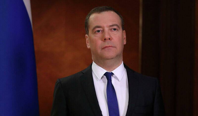 Зампред Совбеза Медведев назначен главой комиссии по вопросам миграционной политики
