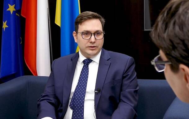 Чехия намерена продолжать военную помощь Украине