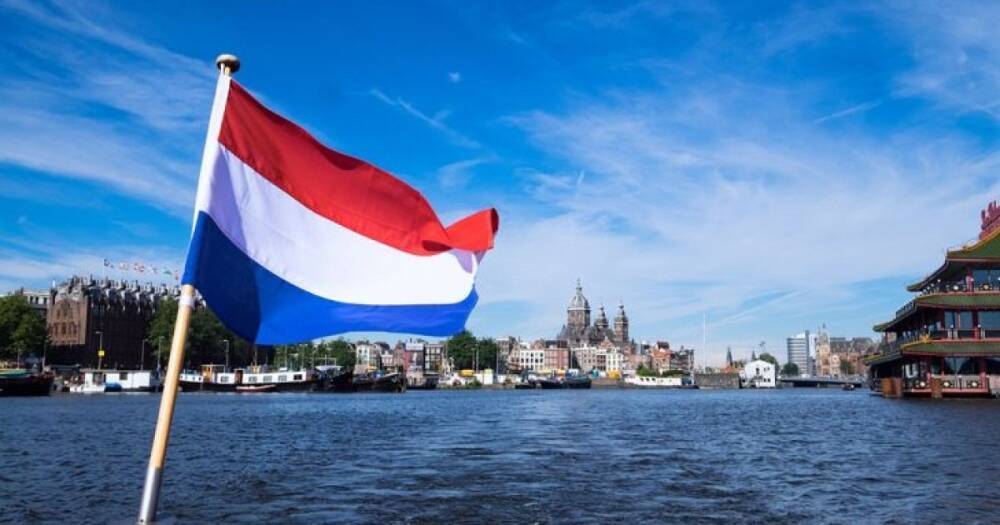 "Не рискуйте": Нидерланды призвали своих граждан покинуть Украину