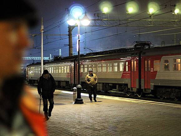 В Петербурге электричка насмерть сбила ребенка