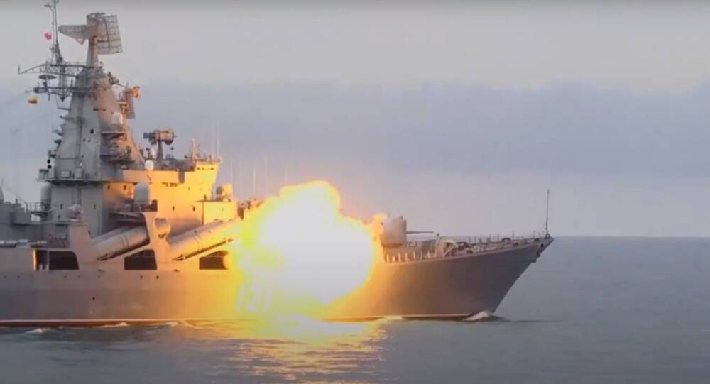 Более 30 кораблей российского флота начали плановые учения в Черном море