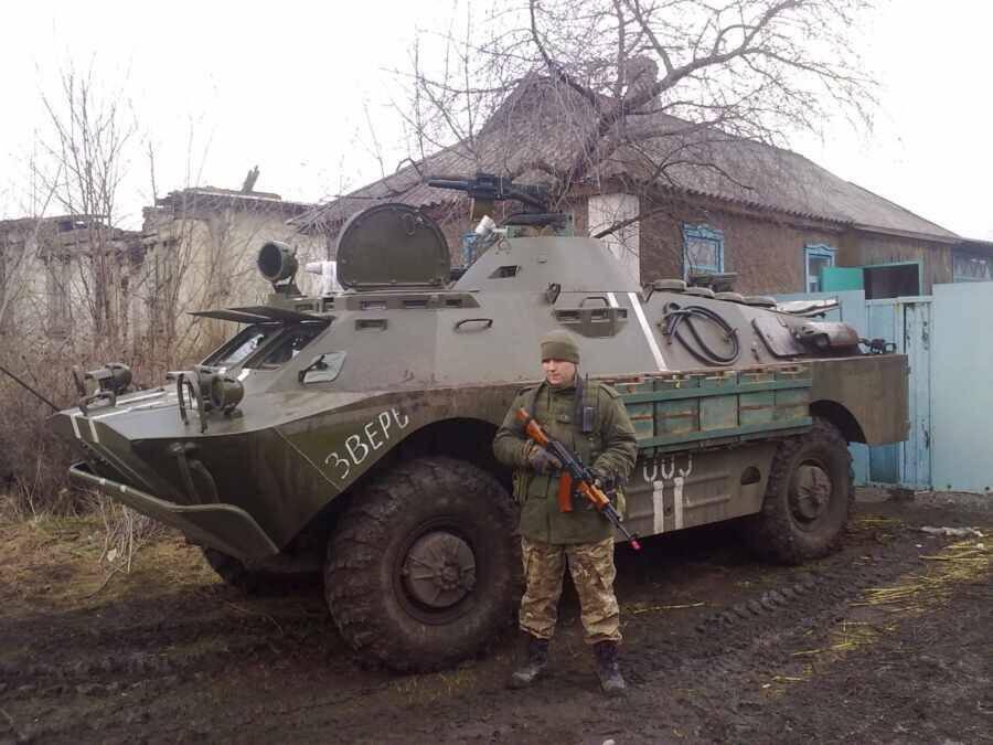 Киевские боевики стягивают технику в Станицу Луганскую под столицу ЛНР