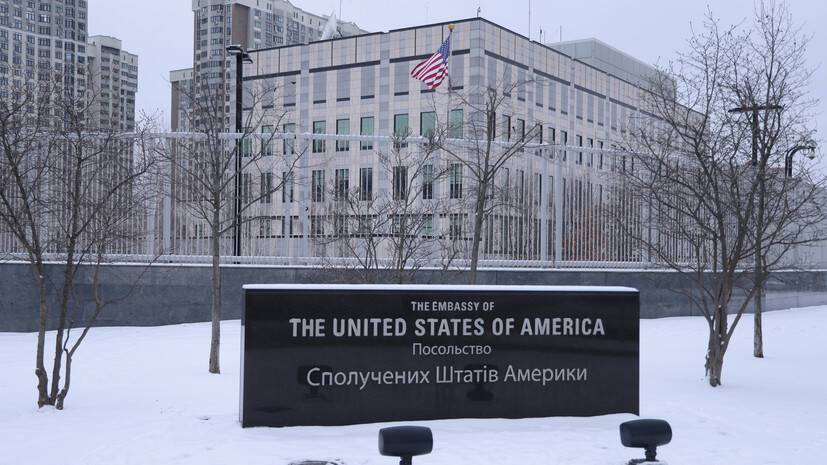 Посольство США в Киеве: Госдеп призвал некоторых дипломатов покинуть Украину