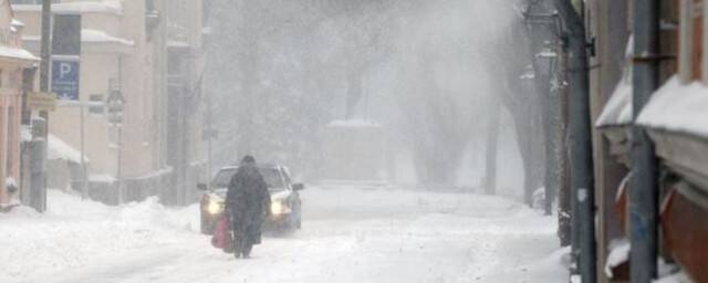 «Жёлтый» уровень погодной опасности из-за сильного ветра объявили в Санкт-Петербурге