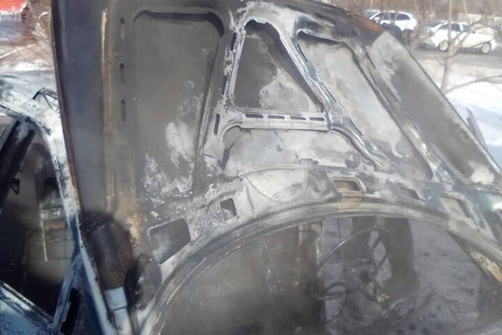 В Курской области 12 февраля сгорел автомобиль «ВАЗ-2110»