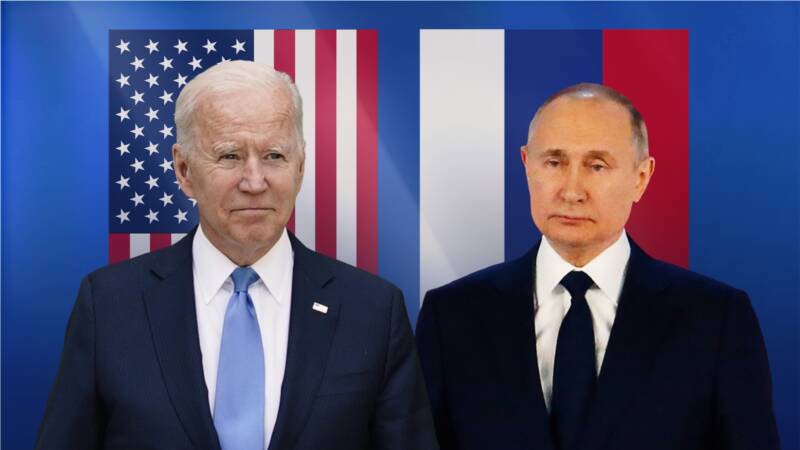 Джо Байден и Владимир Путин обсуждают ситуацию вокруг Украины