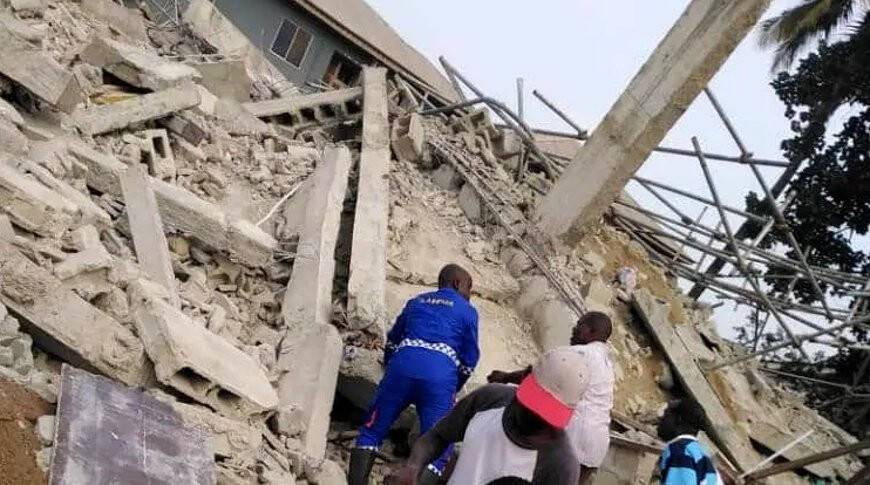 В Нигерии обрушилось строящееся здание