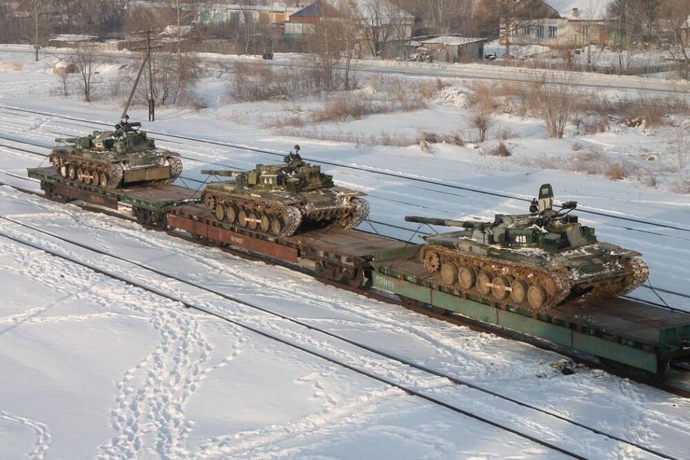 Россия перебрасывает танковую армию к украинской границе, - CIT