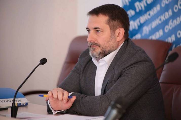 Глава Луганской ОГА прокомментировал военную угрозу и сказал, собирается ли эвакуироваться
