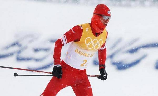 Тюменский лыжник Денис Спицов завоевал золотую медаль на Олимпийских играх в Пекине