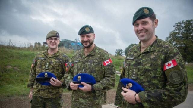 Канада забирает из Украины своих военных инструкторов. Все детали