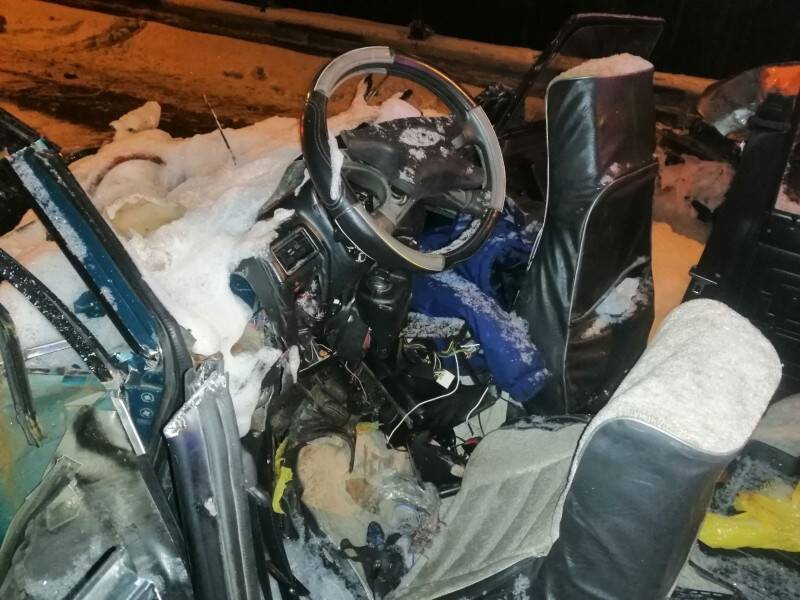 Погибший в ДТП под Сыктывкаром водитель не справился с управлением и выехал на встречную полосу