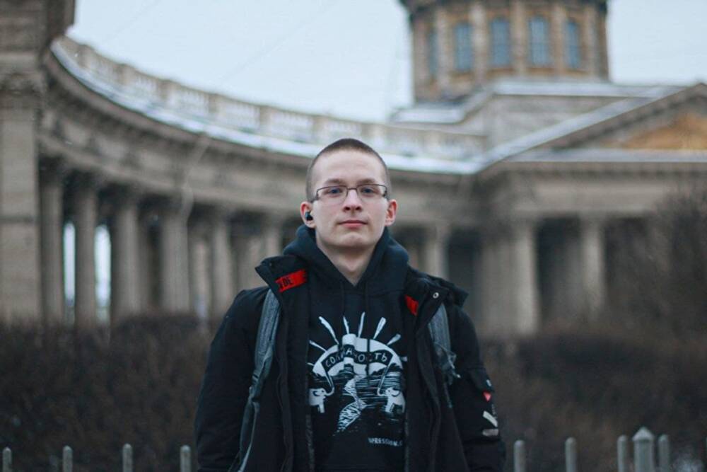 В Петербурге задержали журналиста-активиста за плакат против дела Minecraft