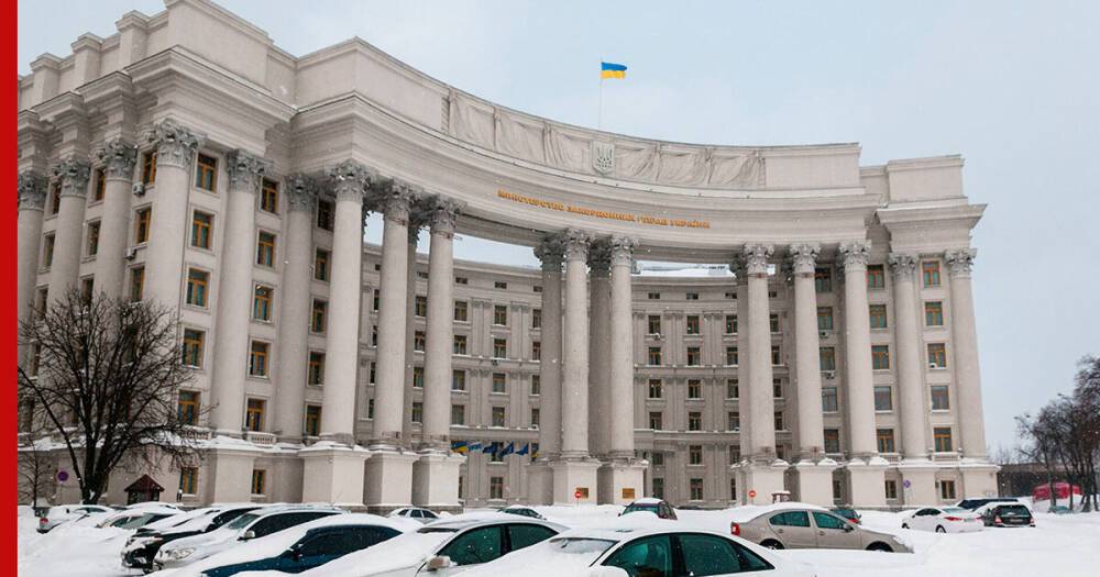В Киеве отреагировали на слова посла Украины об отказе от членства в НАТО ради мира