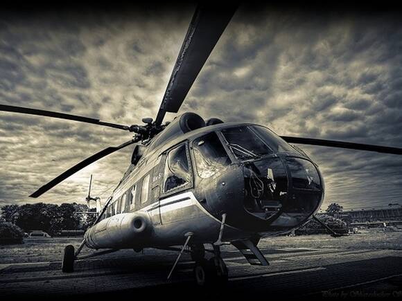 Странная вибрация посадила вертолет Utair c 16 пассажирами на Ямале