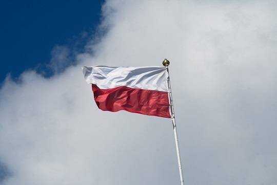 Польша начала готовиться к возможному наплыву украинских беженцев