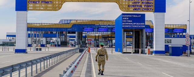 В Казахстане возбудили восемь уголовных дел из-за работы таможни на границе с Китаем