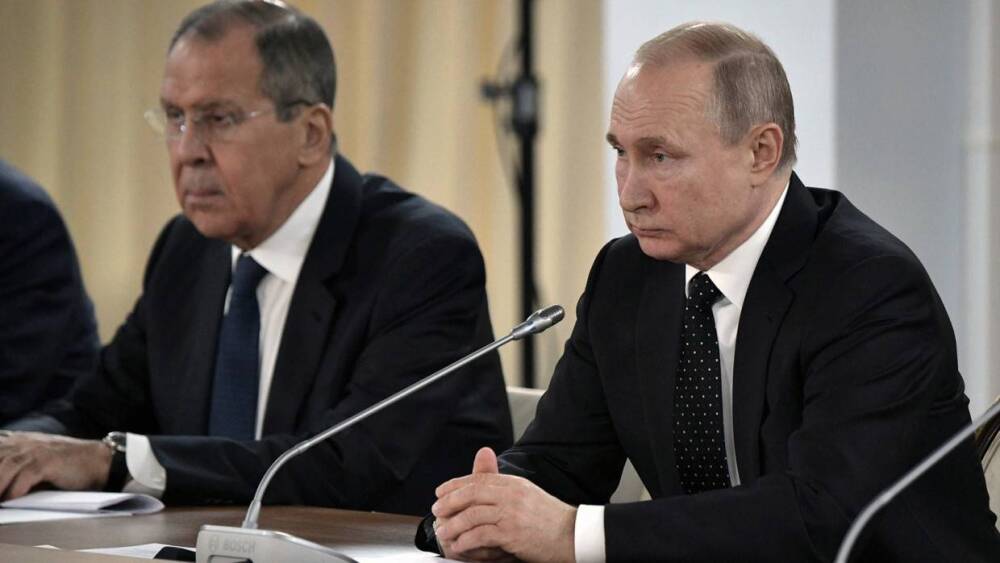 Путин в беседе с Лавровым назвал опасным расширение НАТО на восток за счет Украины