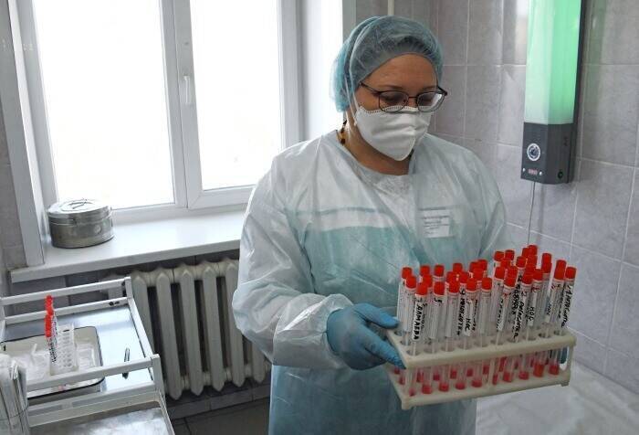 Заболеваемость COVID-19 в Псковской области подошла к отметке в 900 случаев в сутки - губернатор