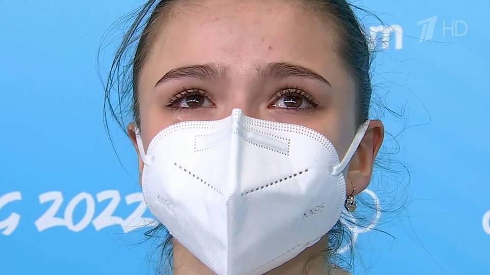 Первые эмоции Камилы Валиевой после решения CAS о допуске к участию в личном турнире на Играх в Пекине