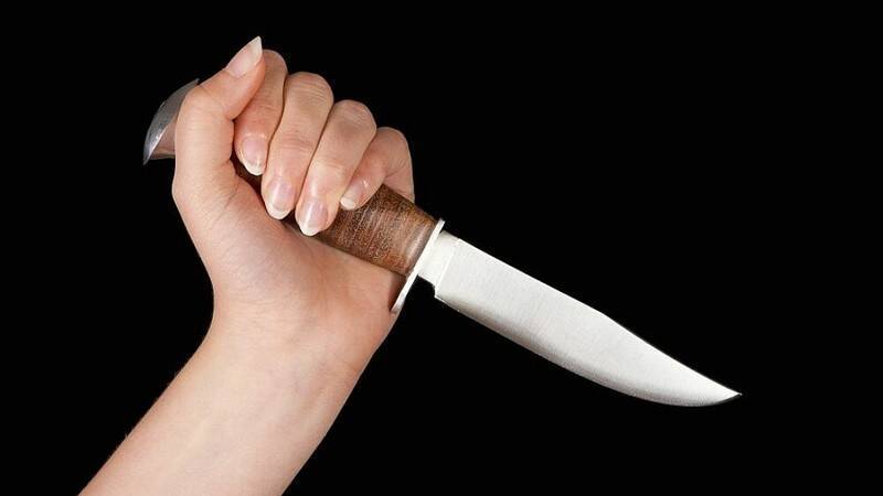 В Астраханской области пенсионерка зарезала ножом своего знакомого