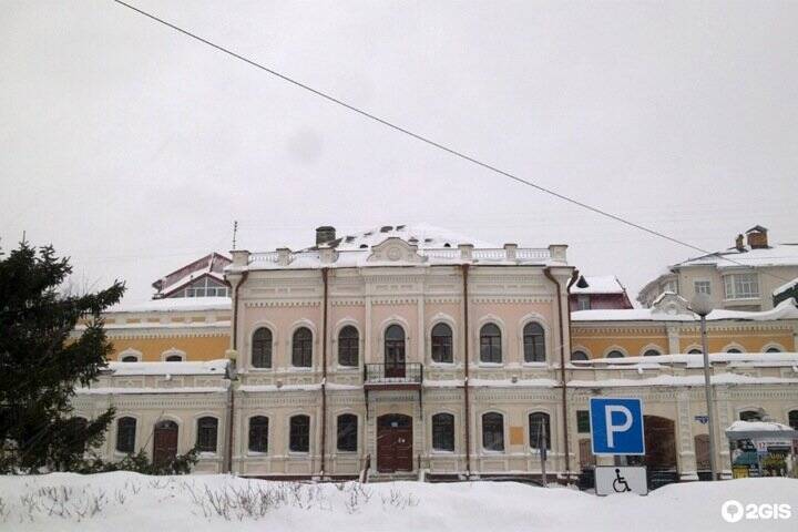 Новосибирский бар открыл филиал в здании-памятнике в Томске