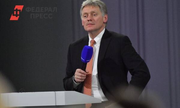 Песков заявил, что Путин смеется над «войной» на Украине