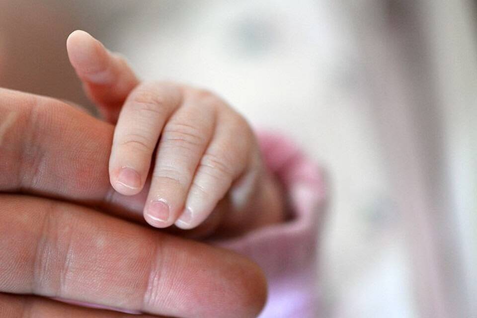 Рязанский Минтруд рассказал о предоставлении ежемесячной выплаты в связи с рождением первого ребенка