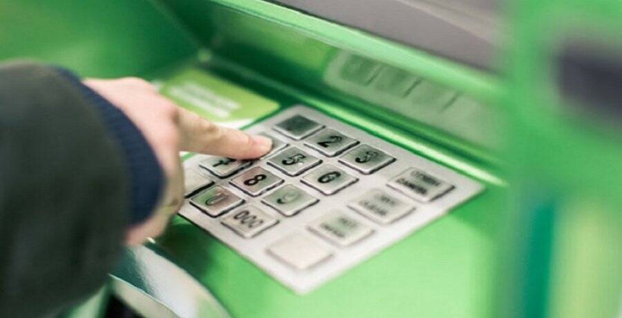 Клиентов Приватбанка напугали прекращением работы банкоматов: что происходит