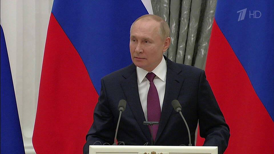 В Кремле состоялись переговоры Владимира Путина с федеральным канцлером ФРГ Олафом Шольцем
