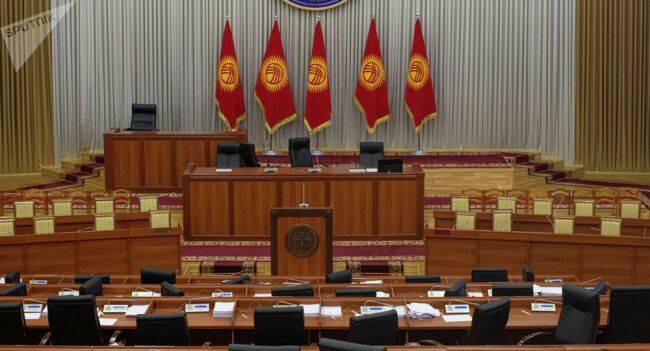 Создать межпарламентскую комиссию по мигрантам предлагают депутаты Киргизии